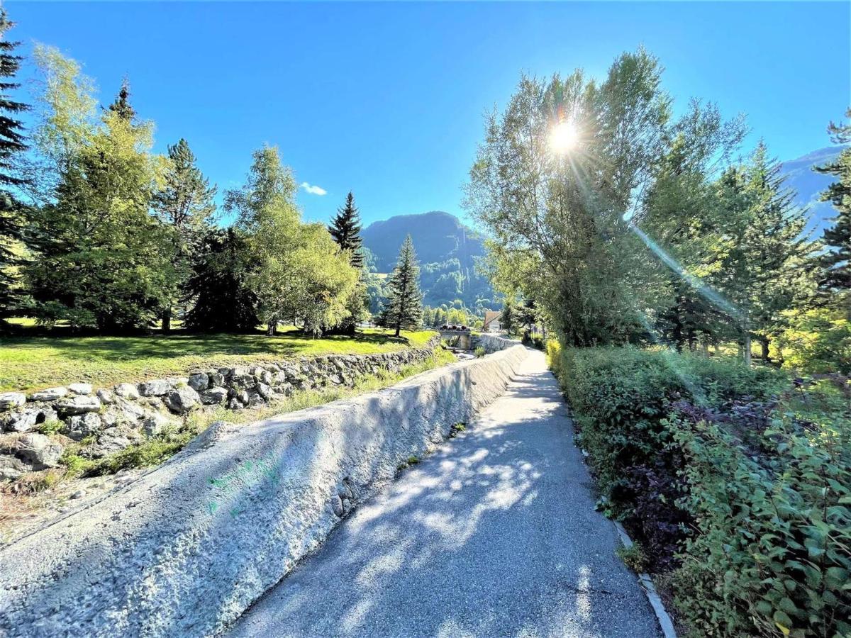 Appartement La Salle-les-Alpes, 2 pièces, 6 personnes - FR-1-330F-29 Serre Chevalier Esterno foto