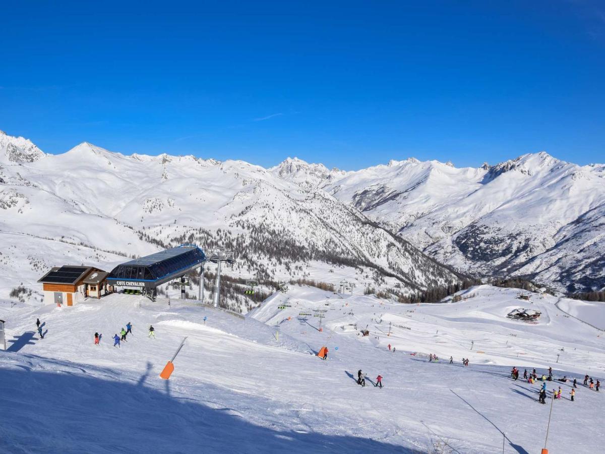 Appartement La Salle-les-Alpes, 2 pièces, 6 personnes - FR-1-330F-29 Serre Chevalier Esterno foto