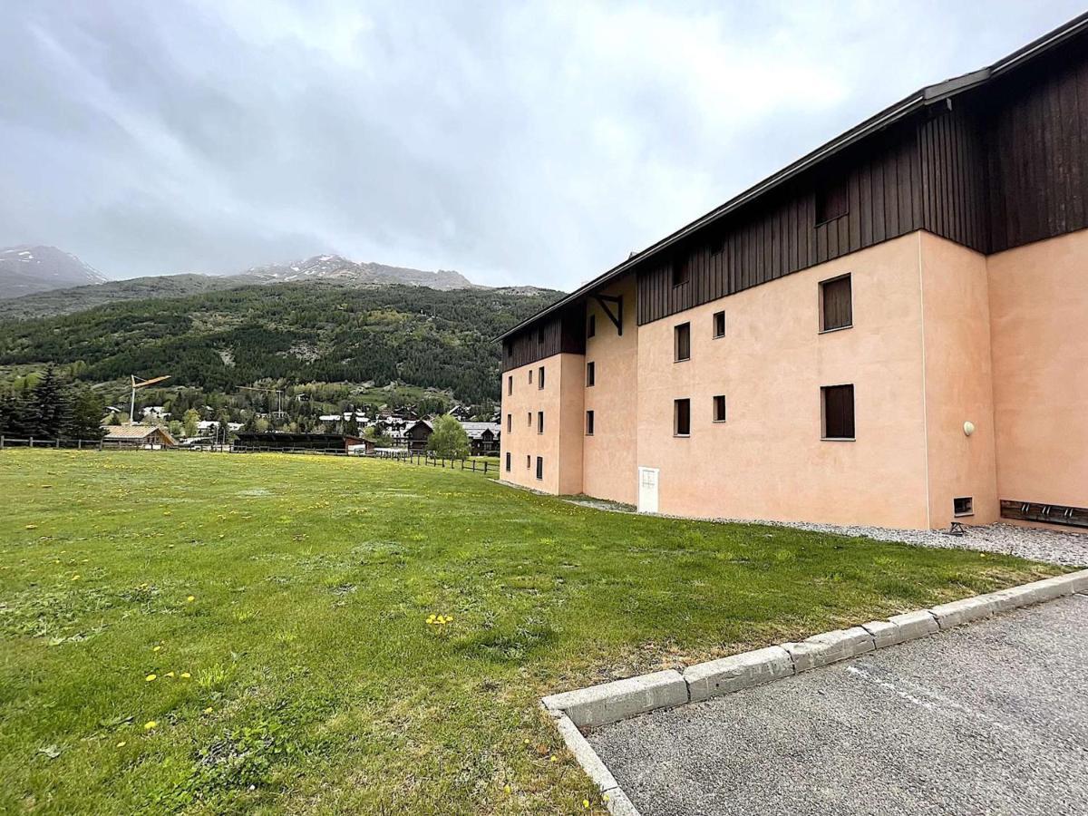 Appartement La Salle-les-Alpes, 2 pièces, 6 personnes - FR-1-330F-29 Serre Chevalier Esterno foto