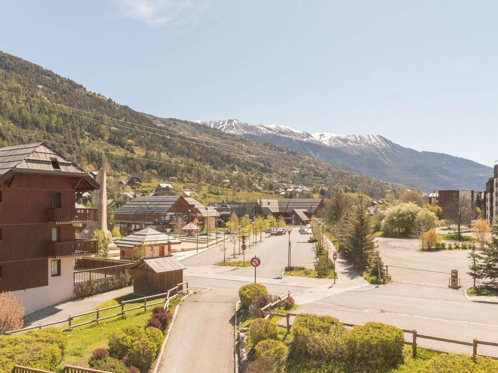 Appartement La Salle-les-Alpes, 2 pièces, 6 personnes - FR-1-330F-29 Serre Chevalier Esterno foto