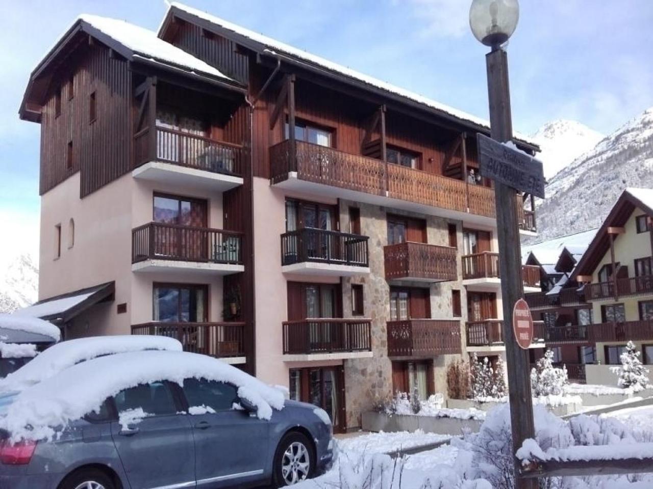 Appartement La Salle-les-Alpes, 2 pièces, 6 personnes - FR-1-330F-29 Serre Chevalier Esterno foto